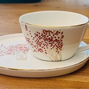 Grace's Teaware Merry Christmas Coffee Tea Oversized Cup Mug & Saucer Gold Red